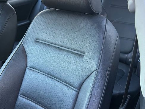 Used 2013 Volkswagen Jetta TDI image 5