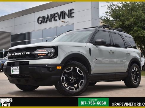Used 2023 Ford Bronco Sport Outer Banks w/ Tech Package AWD/4WD image 1