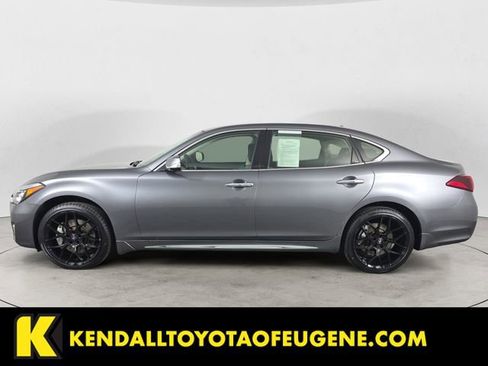 Used 2016 INFINITI Q70 L 3.7 w/ Deluxe Touring Package image 2