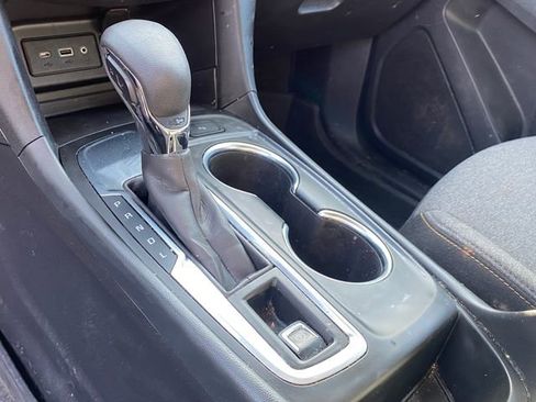 Certified 2024 Chevrolet Equinox LT w/ LPO, Floor Liner Package image 8