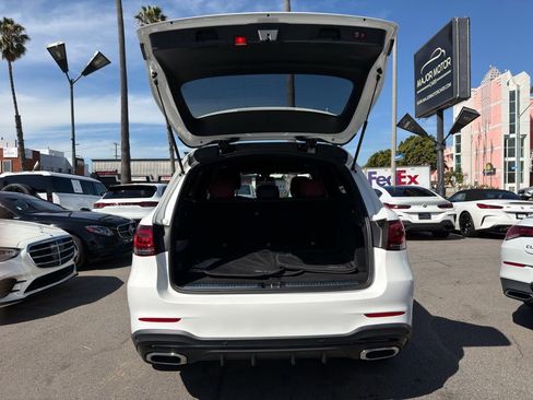 Used 2020 Mercedes-Benz GLC 300 w/ AMG Line image 7