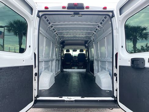 Used 2023 RAM ProMaster 2500 FWD image 34