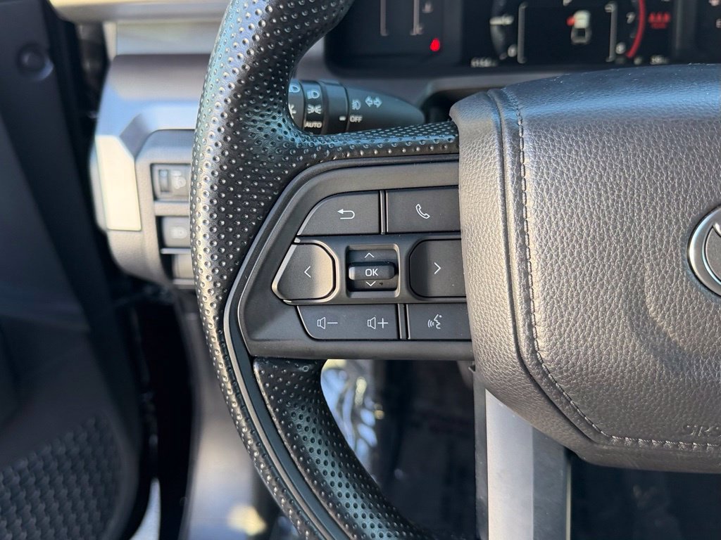 Used 2026 Toyota Tacoma SR5 AWD/4WD image 20