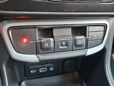 Certified 2024 GMC Terrain SLT AWD/4WD image 12