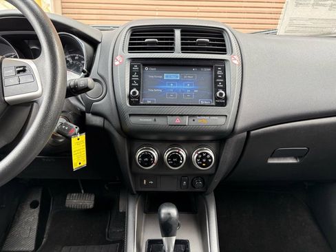 Used 2025 Mitsubishi Outlander Sport ES image 30