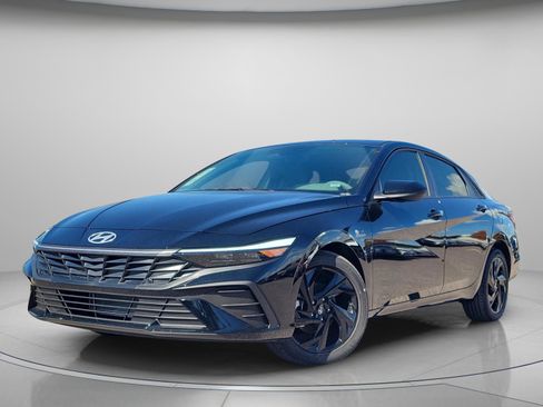 New 2026 Hyundai Elantra Sport image 2