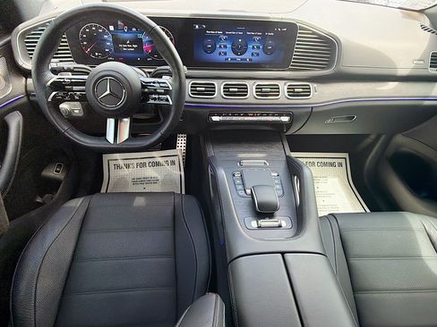 Used 2025 Mercedes-Benz GLS 450 4MATIC image 17