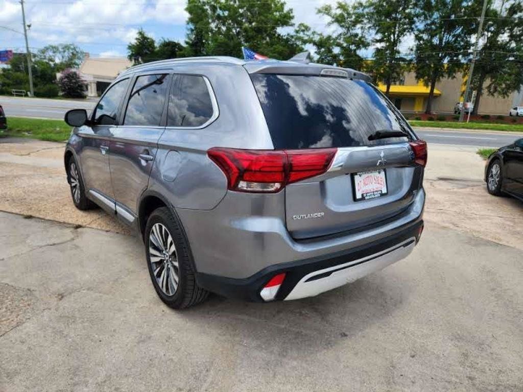 Used 2020 Mitsubishi Outlander SE AWD/4WD image 7