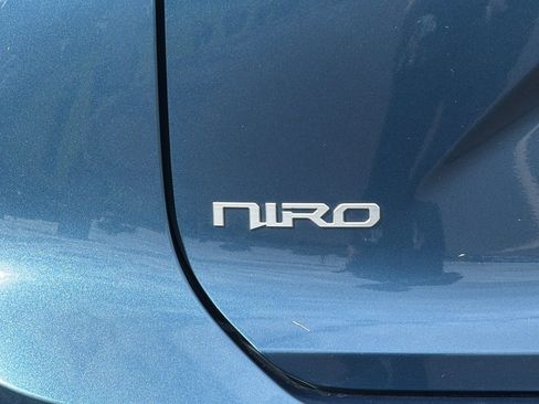 Used 2023 Kia Niro Wind FWD image 31