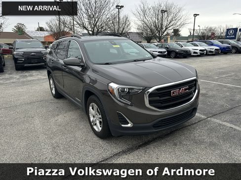 Used 2020 GMC Terrain SLE w/ Driver Convenience Package image 1