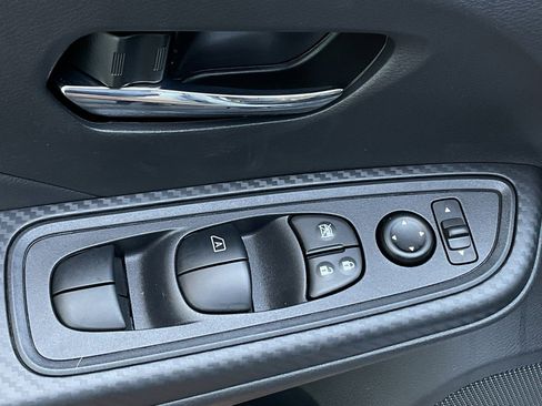 New 2025 Nissan Versa SV w/ Trunk Package image 11