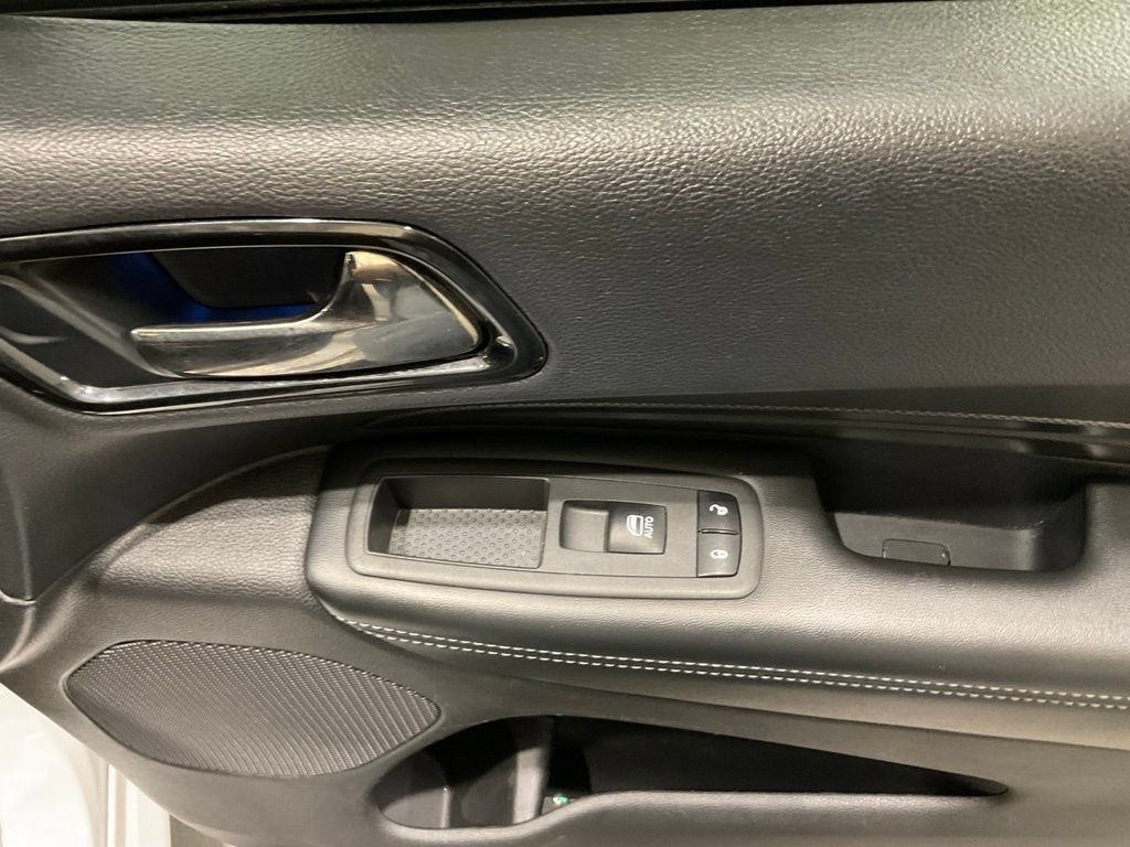 Used 2022 Dodge Durango GT RWD image 12