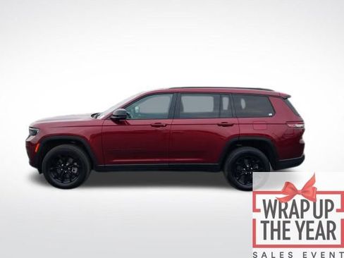 Used 2024 Jeep Grand Cherokee L Altitude image 19