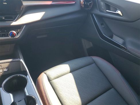 Certified 2026 Chevrolet Equinox RS w/ Convenience Package III image 17