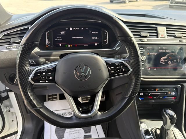 Certified 2023 Volkswagen Tiguan SEL R-Line AWD/4WD image 24