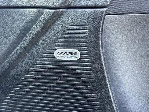 Used 2023 Dodge Challenger SXT w/ Blacktop Package image 33