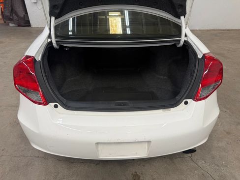 Used 2012 Honda Accord EX-L image 6