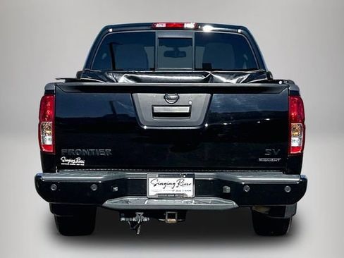 Used 2019 Nissan Frontier SV w/ Value Truck Package image 6