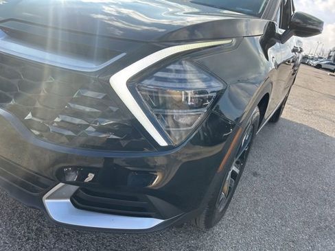 Used 2024 Kia Sportage EX image 9