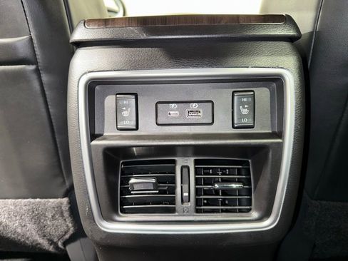 Used 2023 Nissan Murano Platinum w/ Cargo Package image 22