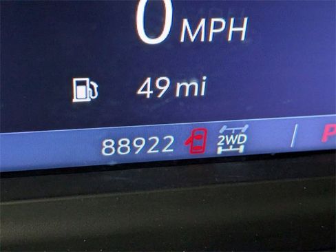 Used 2020 Chevrolet Silverado 1500 LT Trail Boss image 19