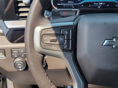 Used 2023 Chevrolet Silverado 1500 LT Trail Boss w/ Protection Package image 34