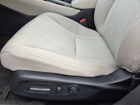 Used 2023 Honda Accord EX image 14