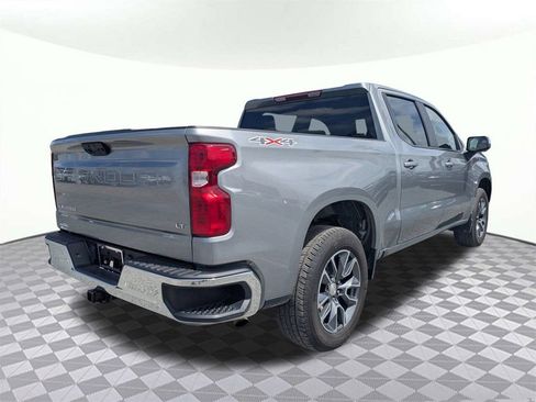 Used 2023 Chevrolet Silverado 1500 LT image 3