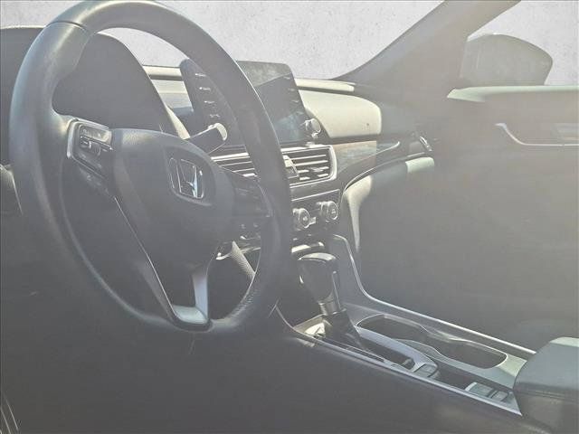 Used 2018 Honda Accord Sport image 12