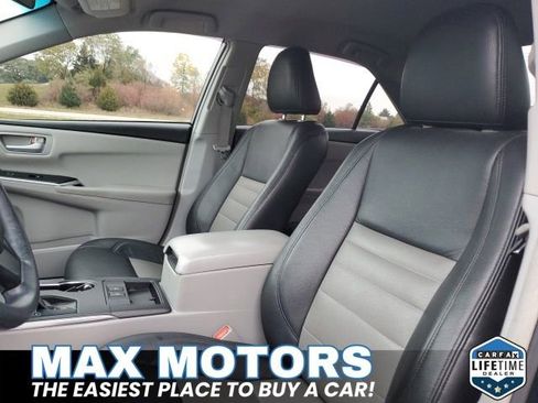 Used 2017 Toyota Camry LE image 13