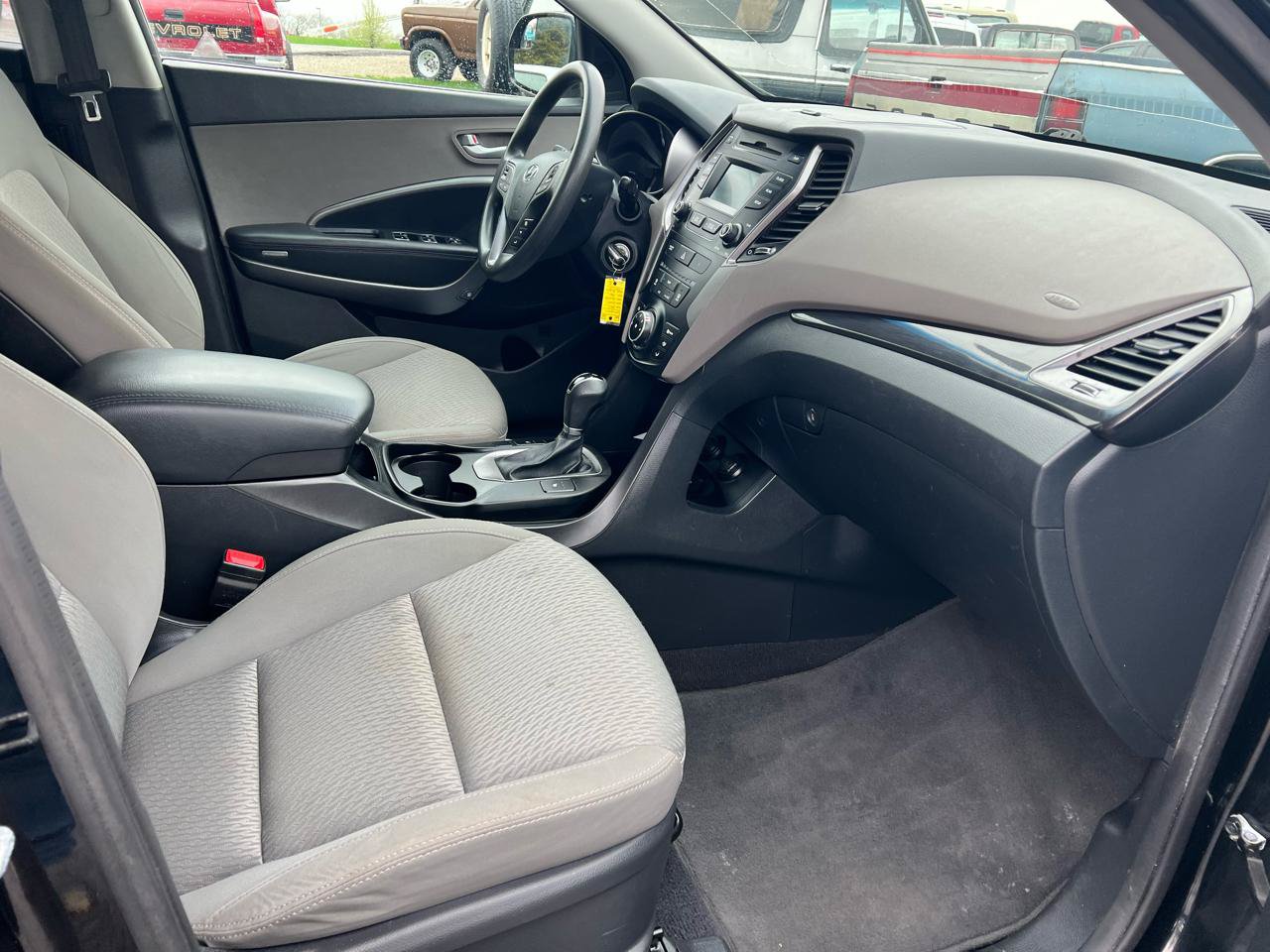 Used 2016 Hyundai Santa Fe SE AWD/4WD image 18