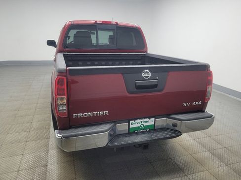 Used 2019 Nissan Frontier SV image 6