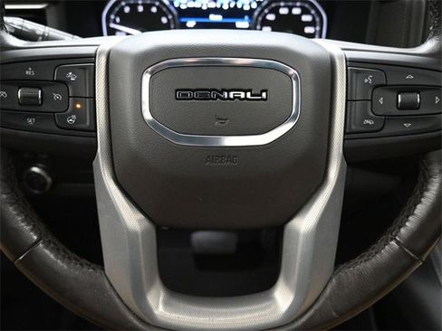 Used 2021 GMC Yukon Denali image 25
