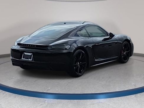 Used 2018 Porsche 718 Cayman S RWD image 5