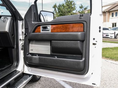 Used 2010 Ford F150 Lariat RWD image 39