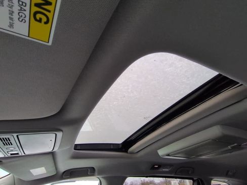 Used 2022 Honda Odyssey Touring image 19