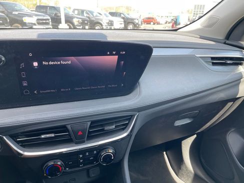 Used 2025 Buick Encore GX Preferred w/ Comfort Package AWD/4WD image 13