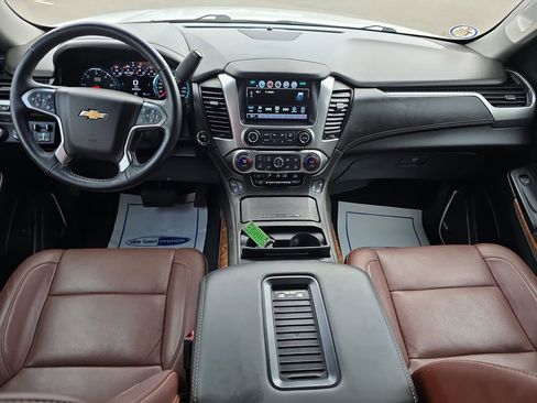 Used 2019 Chevrolet Tahoe Premier w/ Premier Plus Edition AWD/4WD image 11
