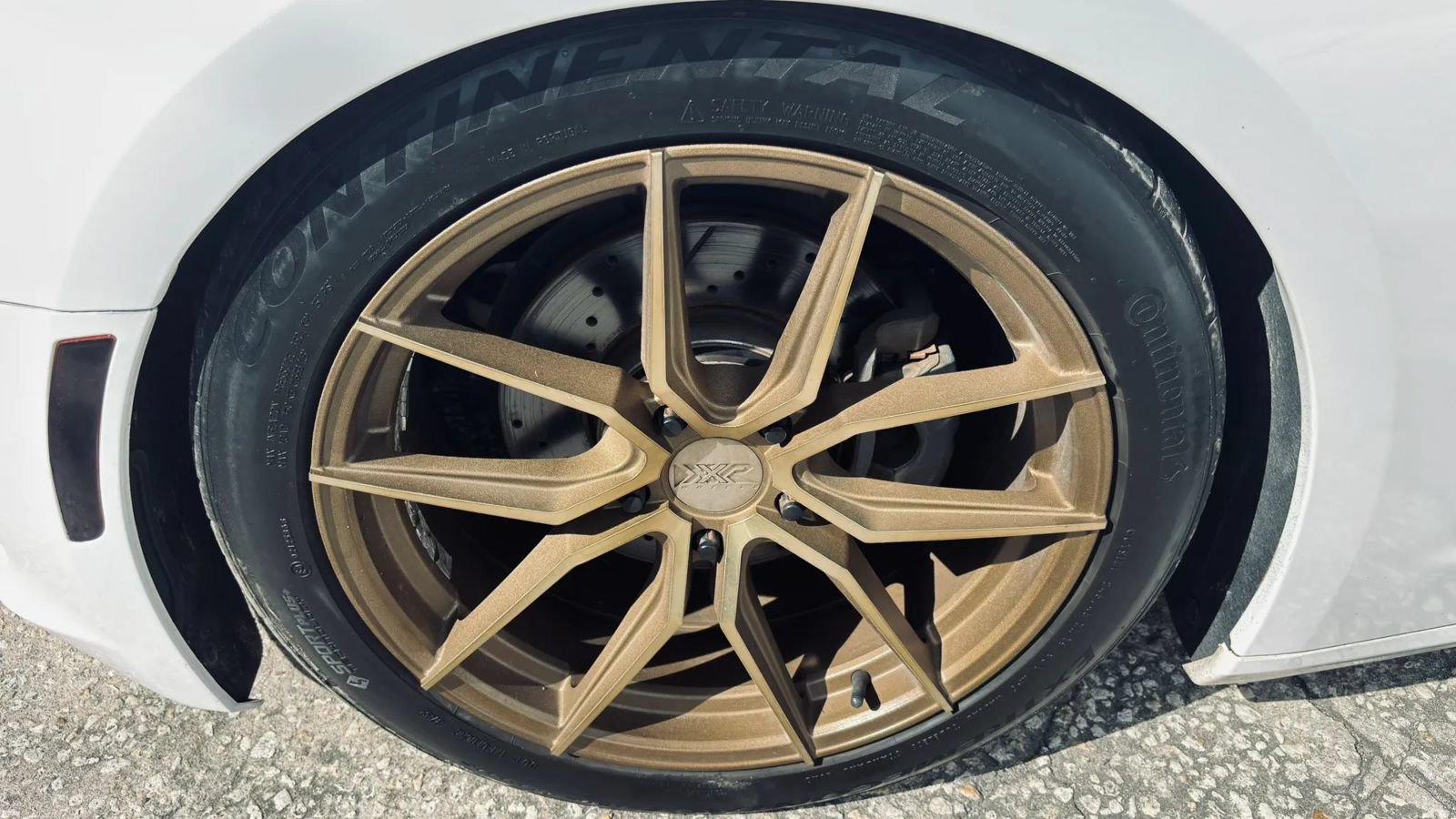 Used 2018 Chevrolet Camaro LS RWD image 21