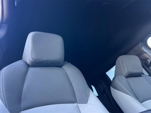 Certified 2025 Toyota Tacoma TRD Off-Road image 20