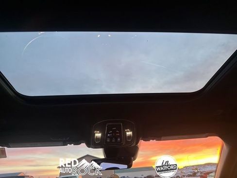 New 2025 Jeep Grand Cherokee L Limited w/ Trailer Tow Package image 14