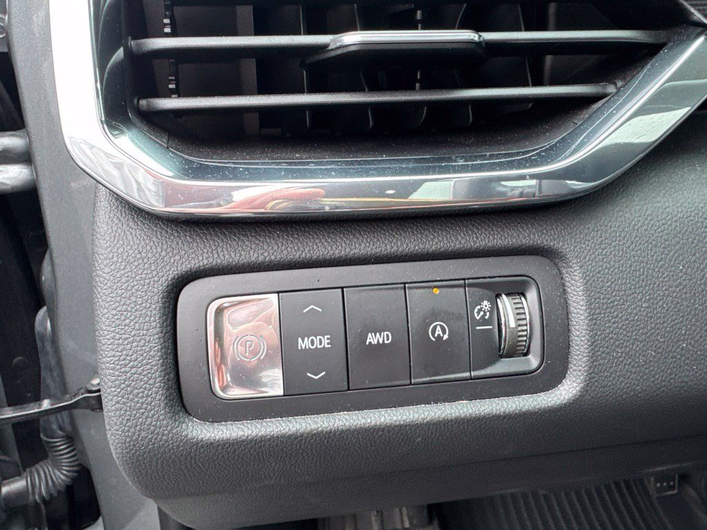 Used 2024 GMC Acadia Elevation w/ Luxury Package AWD/4WD image 27