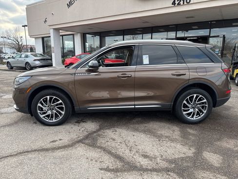 Used 2022 Lincoln Corsair FWD image 6