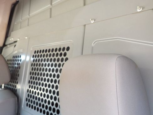 Used 2020 Nissan NV 2500 SV RWD image 18