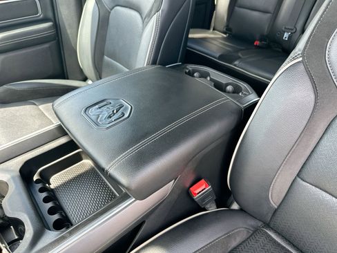 Used 2023 RAM 1500 Laramie AWD/4WD image 22
