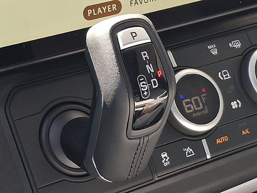 New 2026 Land Rover Defender 110 S AWD/4WD image 12