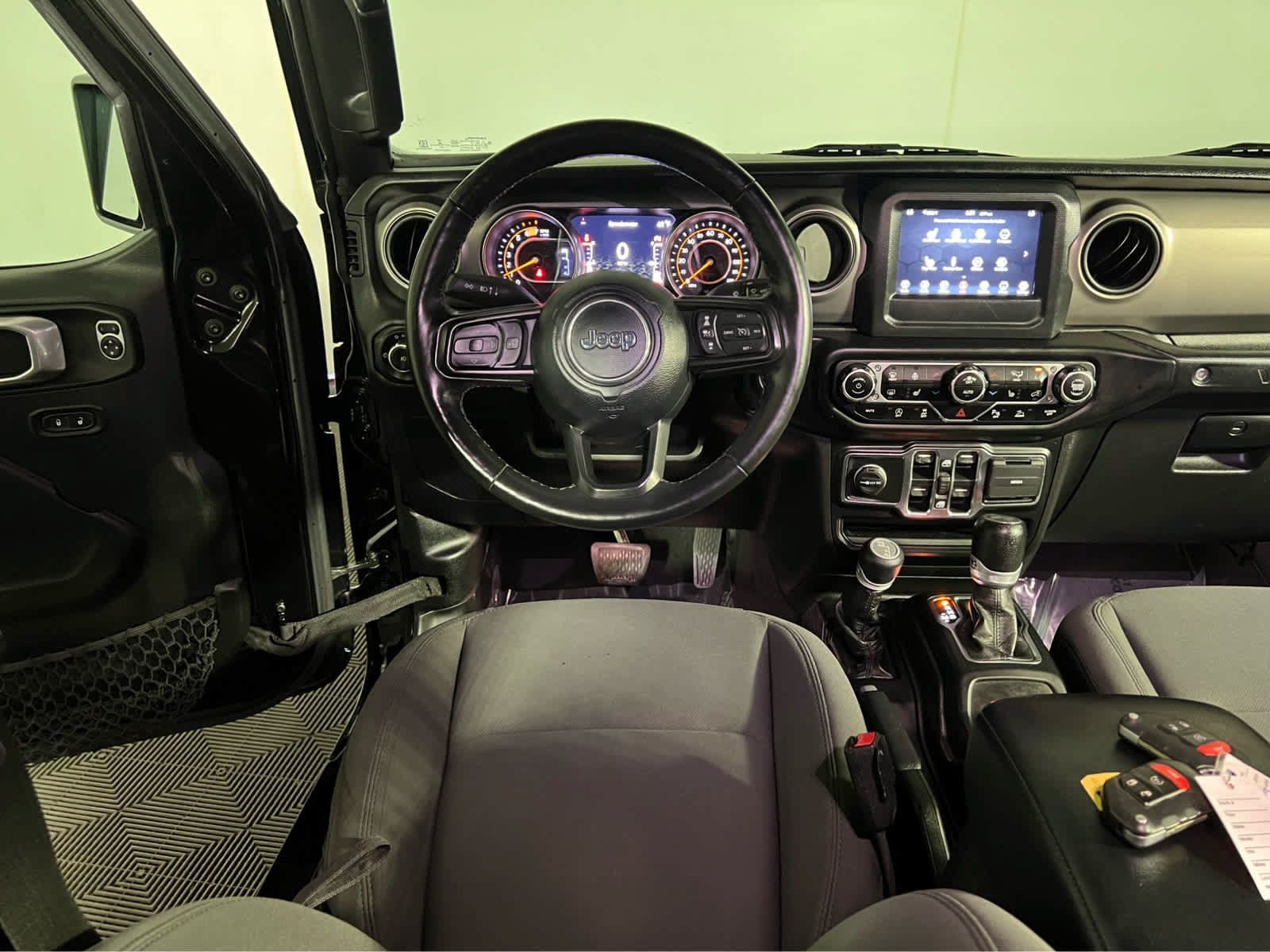 Used 2021 Jeep Wrangler Unlimited Sport AWD/4WD image 14