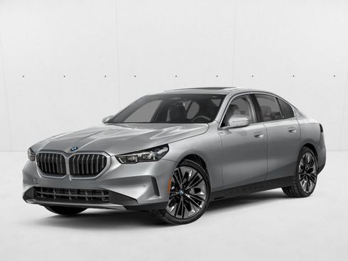 Used 2026 BMW 530i w/ M Sport Package RWD image 1
