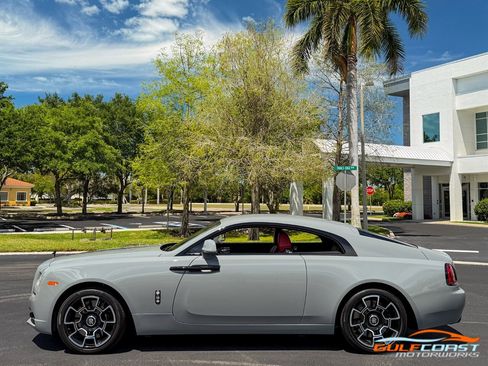 Used 2018 Rolls-Royce Wraith image 44