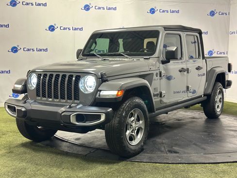 Used 2021 Jeep Gladiator Sport image 6